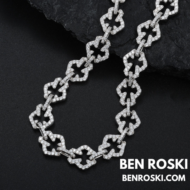 Iced-Out Clover Link Necklace – 18 / 20 / 22 Inches | 10MM | S925 Silver, Gold & Rose Gold | VVS Moissanite | GRA Certified