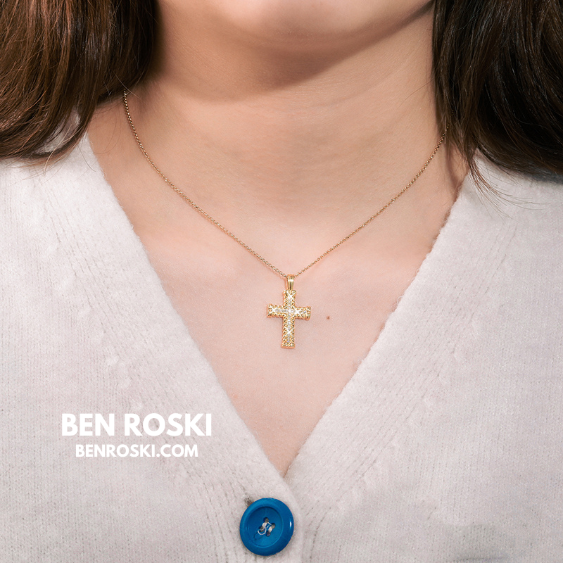 Rope-Edge Moissanite Cross Pendant Sterling Silver, Gold, or Rose Gold | VVS Moissanite | GRA Certified