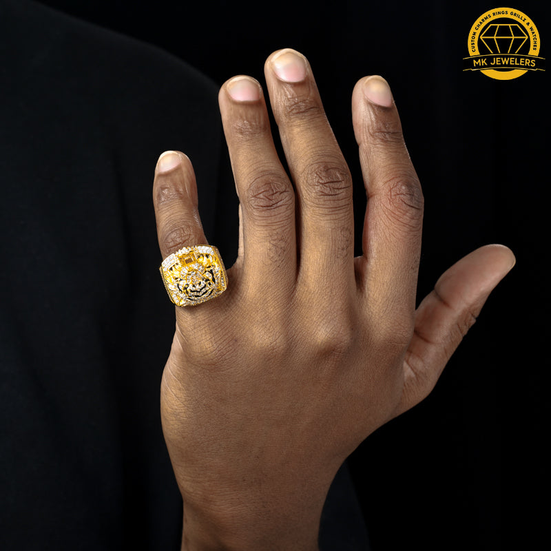 Iced-Out Tiger Head Ring – Sizes 8,9,10 &11 | 15.61g | S925 Silver, Gold & Rose Gold | VVS Moissanite | GRA Certified