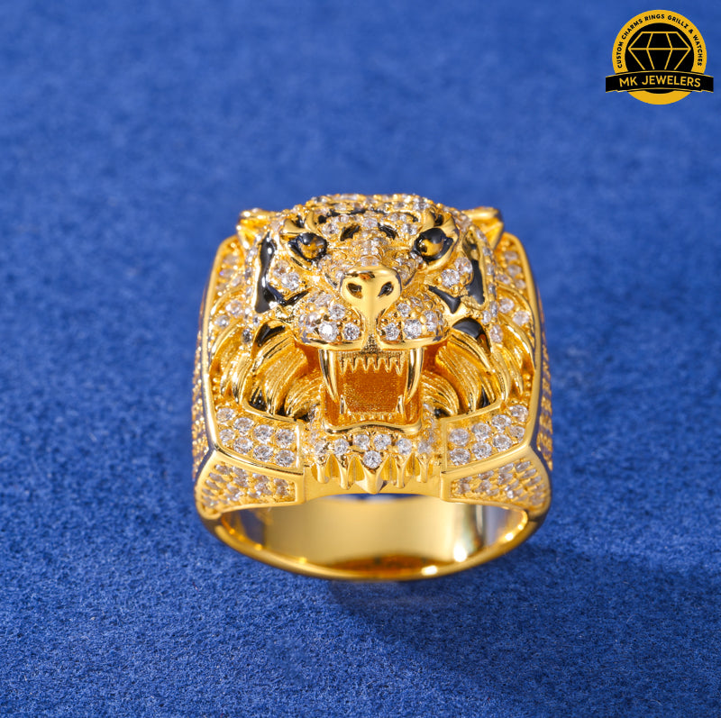 Iced-Out Tiger Head Ring – Sizes 8,9,10 &11 | 15.61g | S925 Silver, Gold & Rose Gold | VVS Moissanite | GRA Certified
