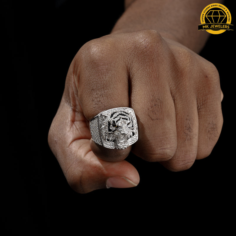 Iced-Out Tiger Head Ring – Sizes 8,9,10 &11 | 15.61g | S925 Silver, Gold & Rose Gold | VVS Moissanite | GRA Certified