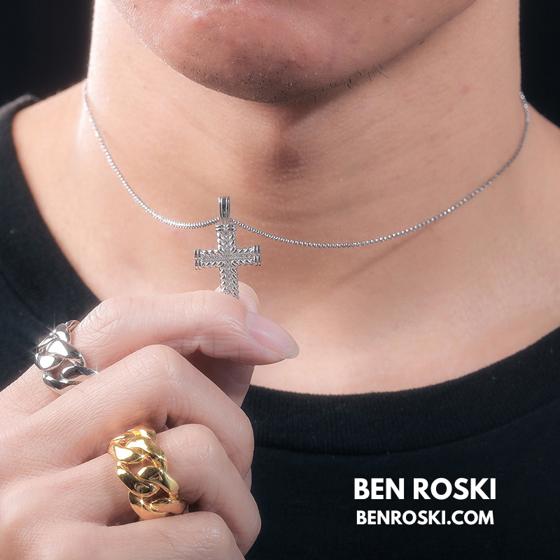Rope-Edge Moissanite Cross Pendant Sterling Silver, Gold, or Rose Gold | VVS Moissanite | GRA Certified