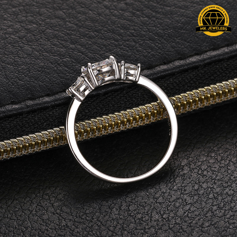 Three-Stone Moissanite Engagement Ring – 6.5MM & 4MM | 1.93g | S925 Silver, Gold & Rose Gold | GRA Certified