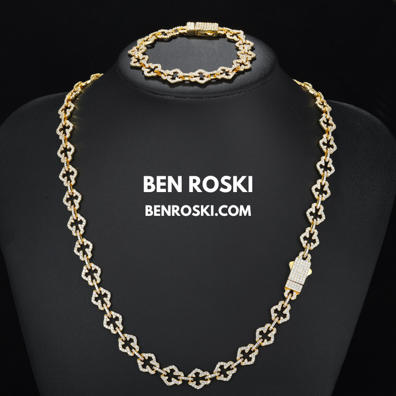 Iced-Out Clover Link Necklace – 18 / 20 / 22 Inches | 10MM | S925 Silver, Gold & Rose Gold | VVS Moissanite | GRA Certified