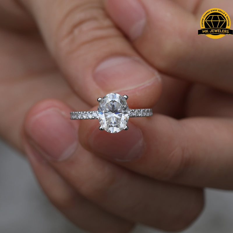 Classic Moissanite Engagement Ring – 2MM Band | 3.2g | Sizes 8, 9, 10, 11 | S925 Silver, Gold, or Rose Gold | VVS1 Moissanite | GRA Certified