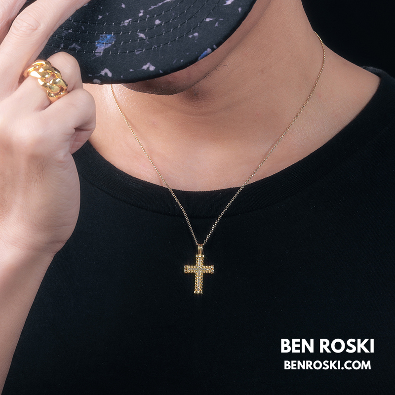 Rope-Edge Moissanite Cross Pendant Sterling Silver, Gold, or Rose Gold | VVS Moissanite | GRA Certified