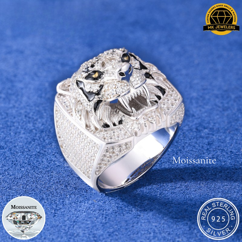 Iced-Out Tiger Head Ring – Sizes 8,9,10 &11 | 15.61g | S925 Silver, Gold & Rose Gold | VVS Moissanite | GRA Certified